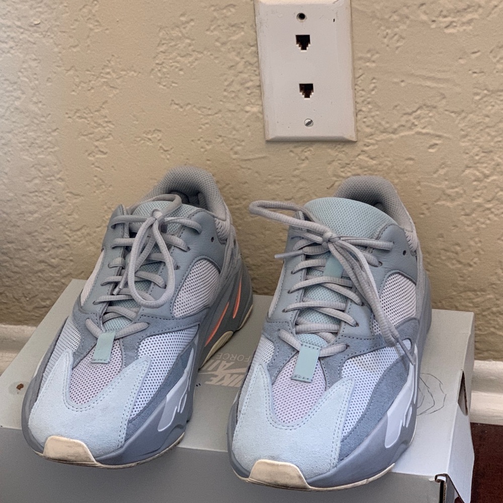 YEEZY 700 ‘Inertia’